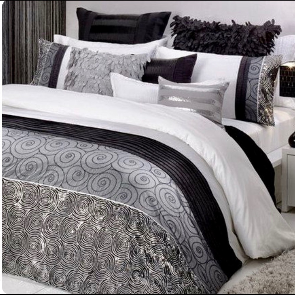 SOLD!! White Black Silver Sequin King Duvet